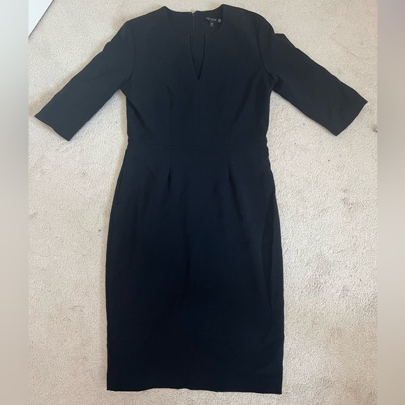 Black FEMME Sheath Dress Crew Neck - Picture 1 of 3